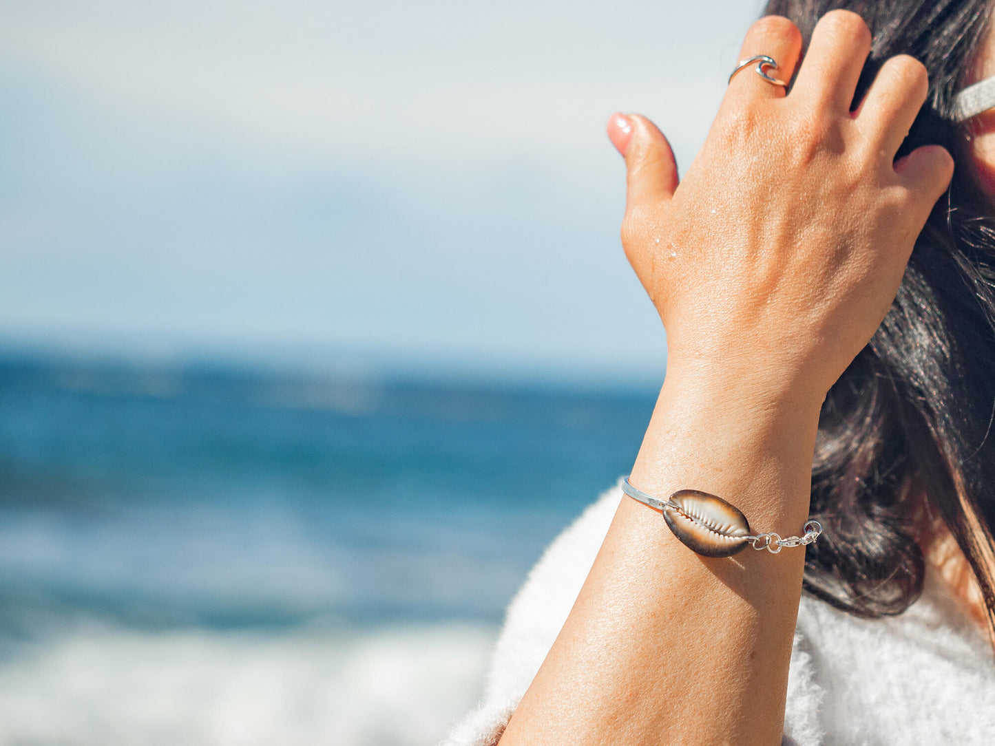 Unique Adjustable Cowrie Seashell Bangle