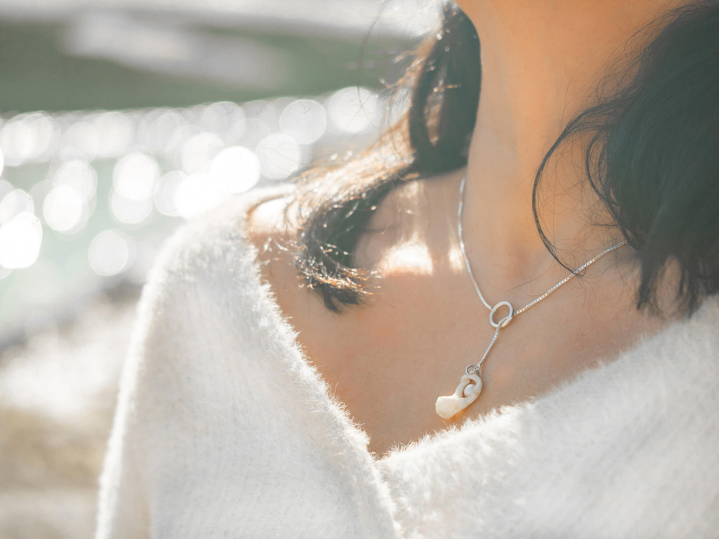 Unique Seashell & pearl pendant necklace