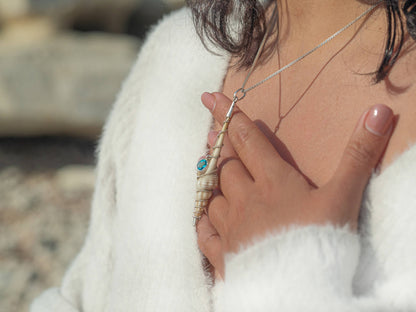 Unique Seashell & Topaz pendant necklace