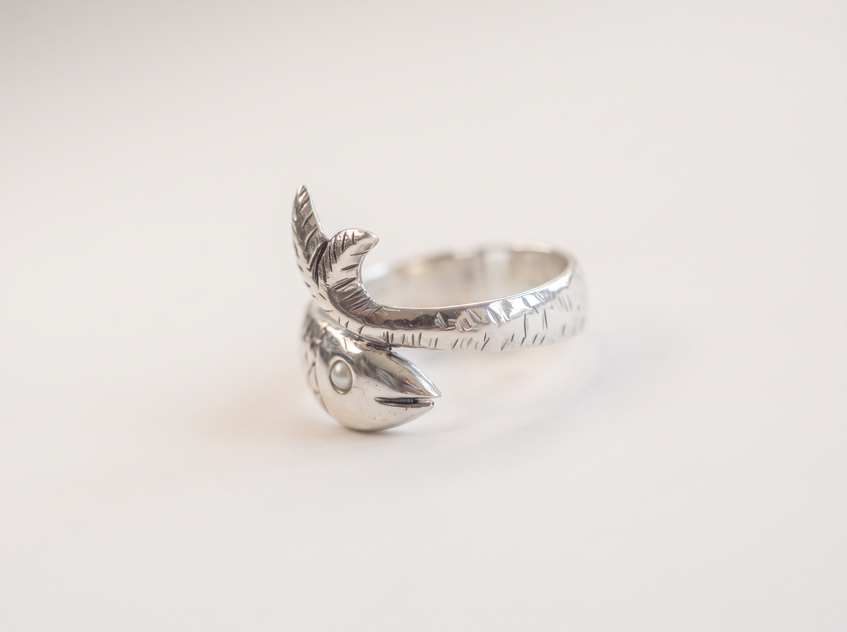 Hand-Carved Sterling Silver Fish & Pearl Ring – One-of-a-Kind Ocean-Inspired Design