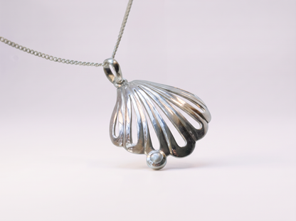 Handcrafted Sterling Silver Unique Seashell Necklace with Freshwater Cultured Pearl